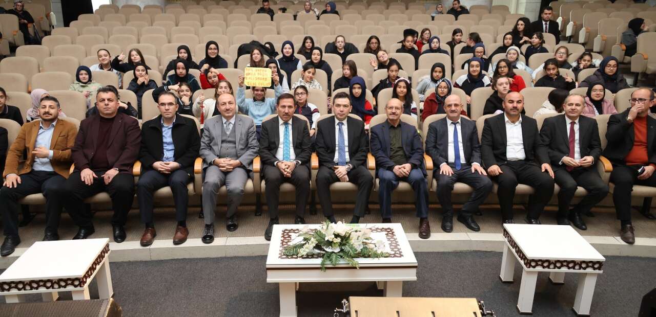 Karatay’da öğrenciler yarıştı, damgayı 3 imam hatip ortaokulu vurdu 2